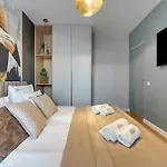 Διαμέρισμα Merwede - 100 Metrow Od Plazy By Downtown *