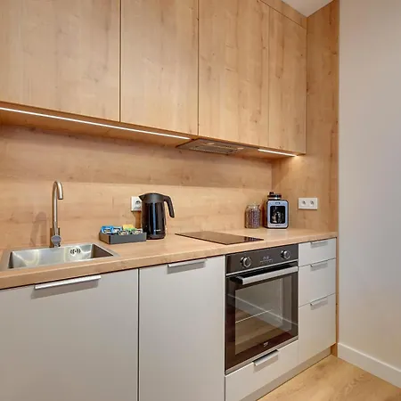 Apartment Merwede - 100 Metrow Od Plazy By Downtown *