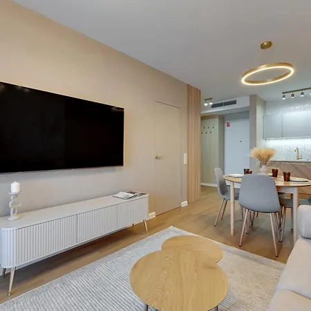 Merwede - 100 Metrow Od Plazy By Downtown Appartement